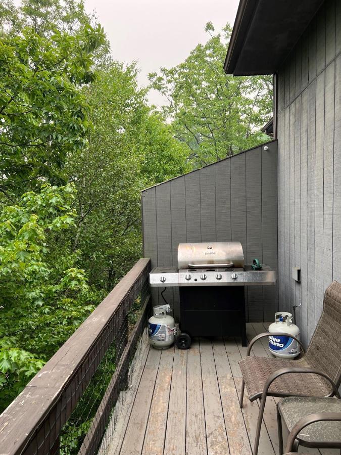 Pocono Paradise - 3 Bedroom 3 And Half Bathroom Townhouse Таннерсвилл Экстерьер фото